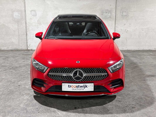 Mercedes-Benz A180 d Business Solution AMG 116pk 2018 (Origineel-NL) A-klasse, SR-559-F
