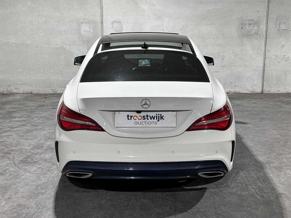 Mercedes-Benz CLA200 d Business Solution AMG 136pk 2016 CLA-Klasse