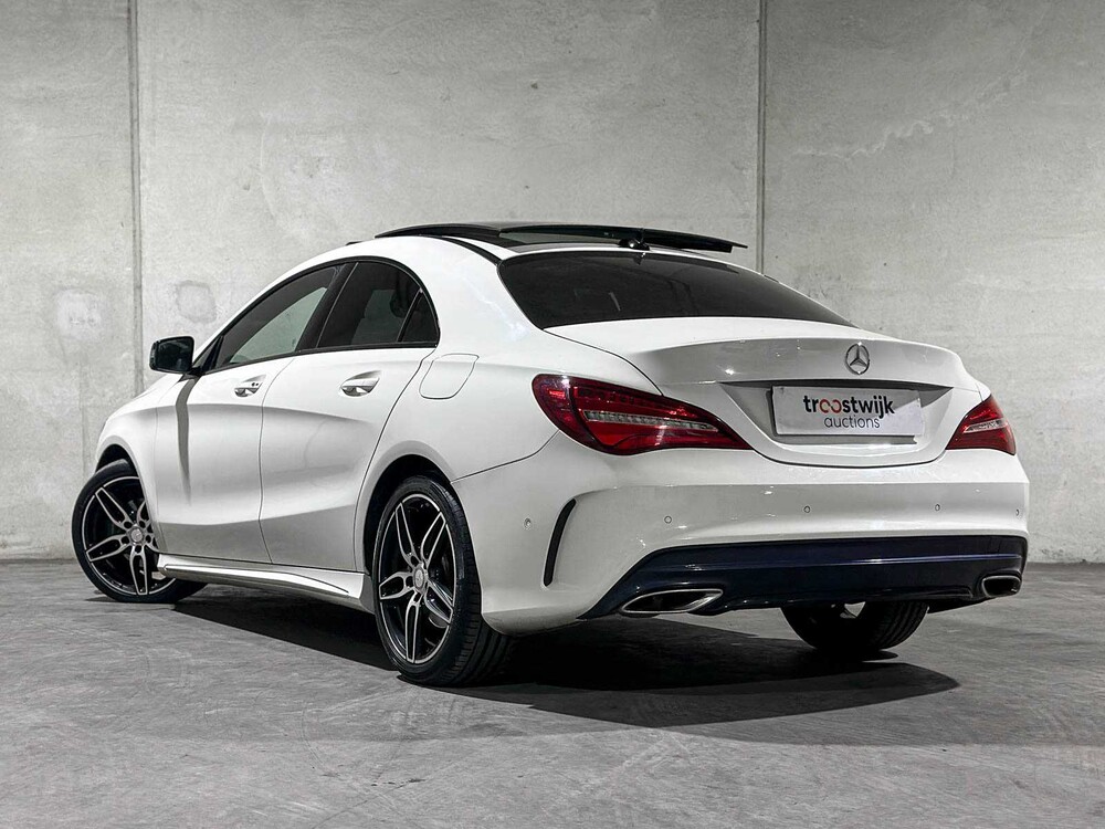 Mercedes-Benz CLA200 d Business Solution AMG 136pk 2016 CLA-Klasse