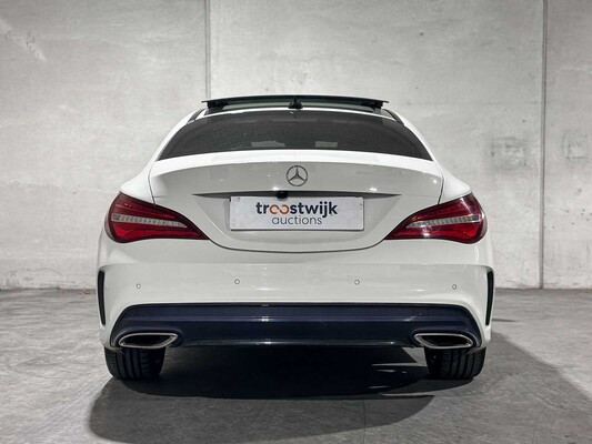 Mercedes-Benz CLA200 d Business Solution AMG 136pk 2016 CLA-Klasse