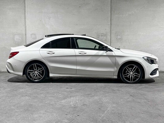 Mercedes-Benz CLA200 d Business Solution AMG 136pk 2016 CLA-Klasse