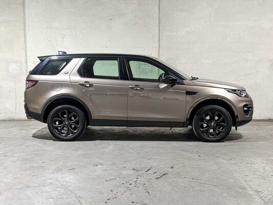 Land Rover Discovery Sport 2.0 TD4 Urban Series SE Dynamic 150pk 2017 (Origineel-NL), NP-393-R