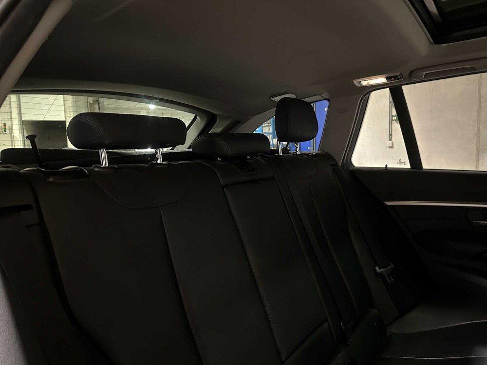 BMW 335d xDrive Touring Luxury 313pk 2015 3-serie, TF-222-V