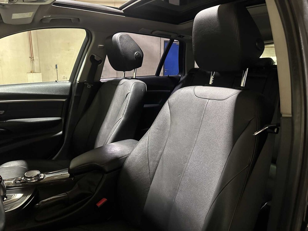 BMW 335d xDrive Touring Luxury 313pk 2015 3-serie, TF-222-V