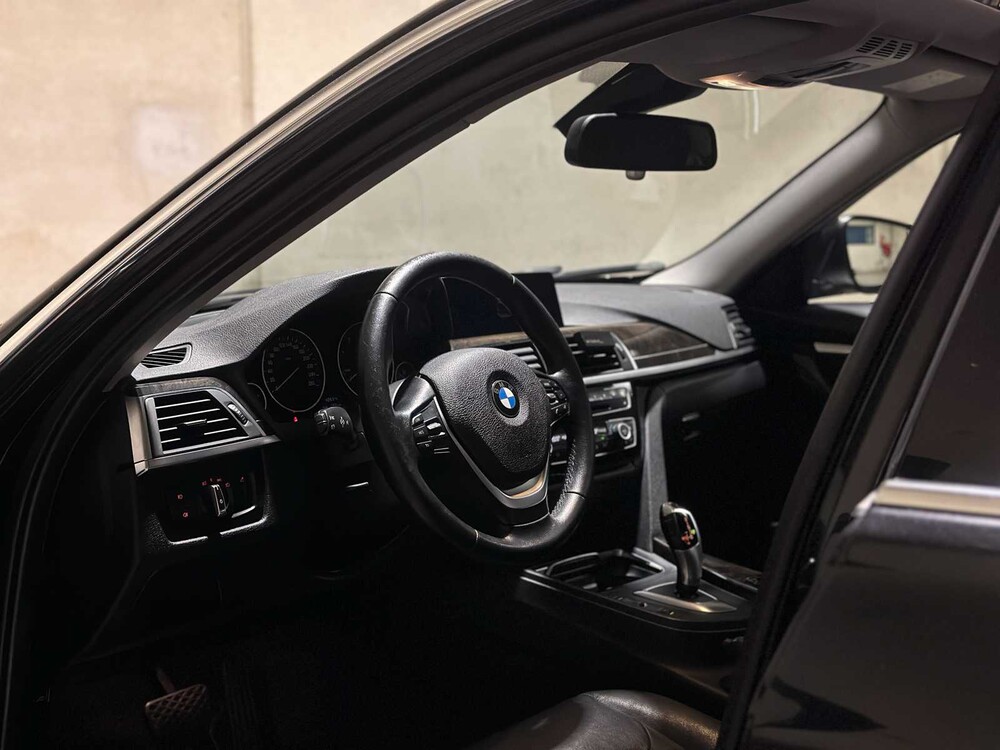 BMW 335d xDrive Touring Luxury 313pk 2015 3-serie, TF-222-V