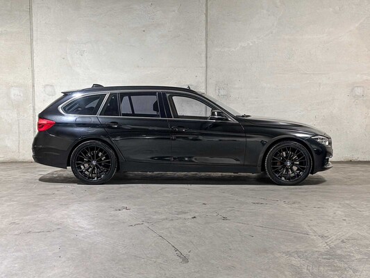BMW 335d xDrive Touring Luxury 313pk 2015 3-serie, TF-222-V