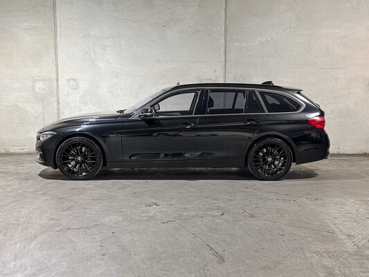 BMW 335d xDrive Touring Luxury 313pk 2015 3-serie, TF-222-V