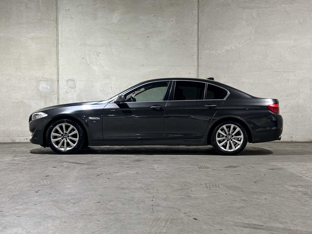 BMW 523i High Executive M sport 204pk 2011 5-serie (Origineel-NL), 73-PJN-3