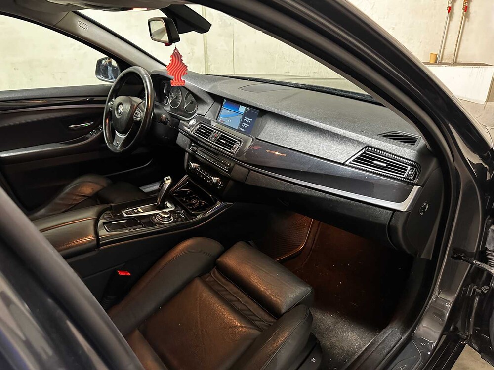 BMW 523i High Executive M sport 204pk 2011 5-serie (Origineel-NL), 73-PJN-3