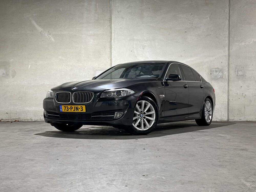 BMW 523i High Executive M sport 204pk 2011 5-serie (Origineel-NL), 73-PJN-3