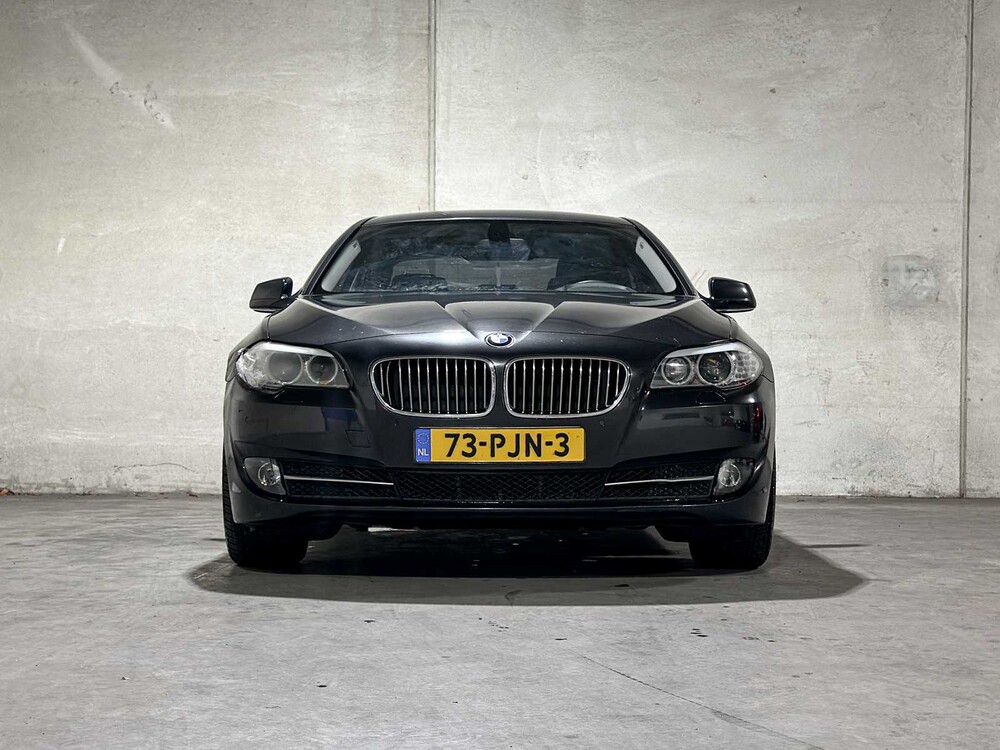 BMW 523i High Executive M sport 204pk 2011 5-serie (Origineel-NL), 73-PJN-3