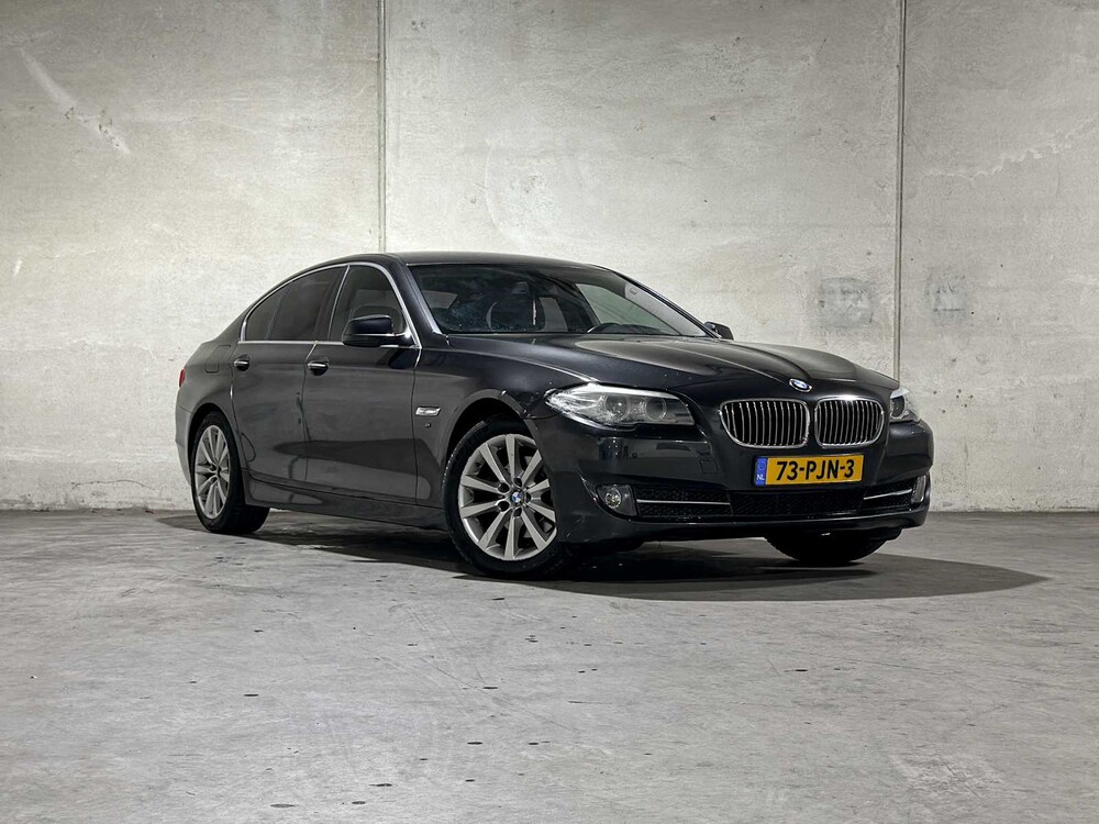 BMW 523i High Executive M sport 204pk 2011 5-serie (Origineel-NL), 73-PJN-3