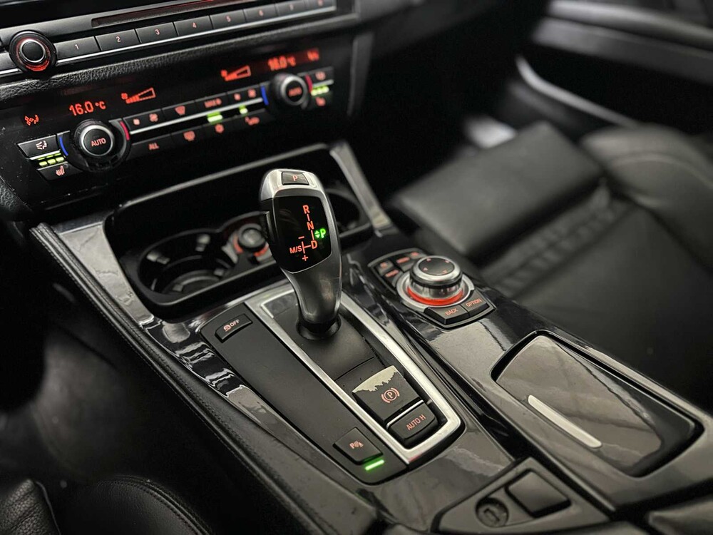 BMW 523i High Executive M sport 204pk 2011 5-serie (Origineel-NL), 73-PJN-3
