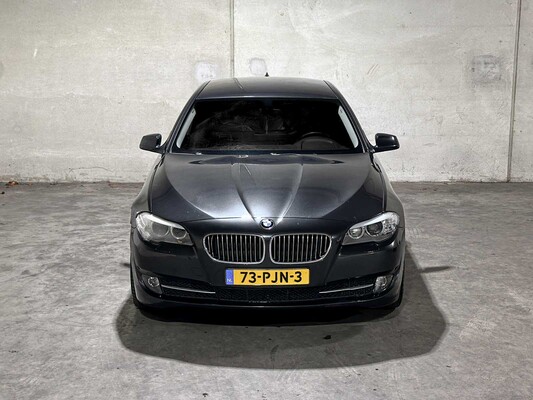 BMW 523i High Executive M sport 204pk 2011 5-serie (Origineel-NL), 73-PJN-3