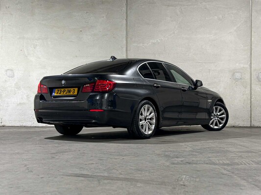 BMW 523i High Executive M sport 204pk 2011 5-serie (Origineel-NL), 73-PJN-3