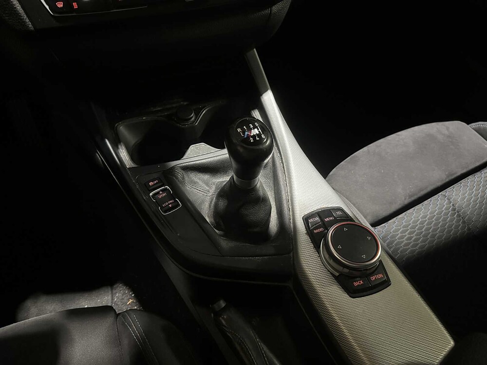 BMW 116i Executive M-sport 136pk 2015 (Origineel-NL) 1-serie, 6-ZGF-18