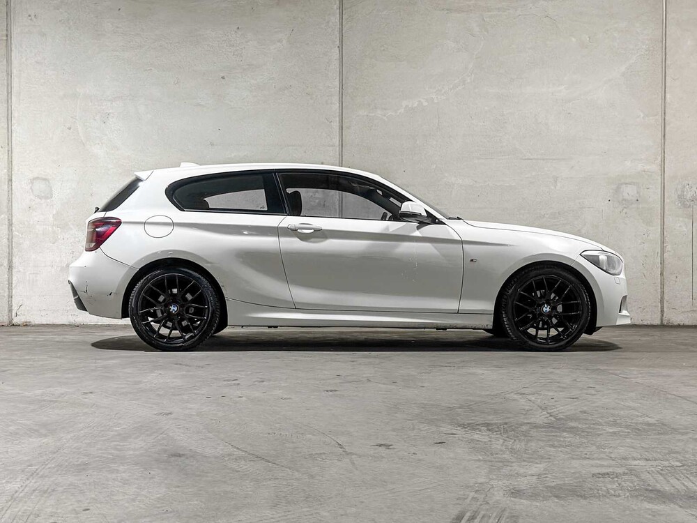 BMW 116i Executive M-sport 136pk 2015 (Origineel-NL) 1-serie, 6-ZGF-18