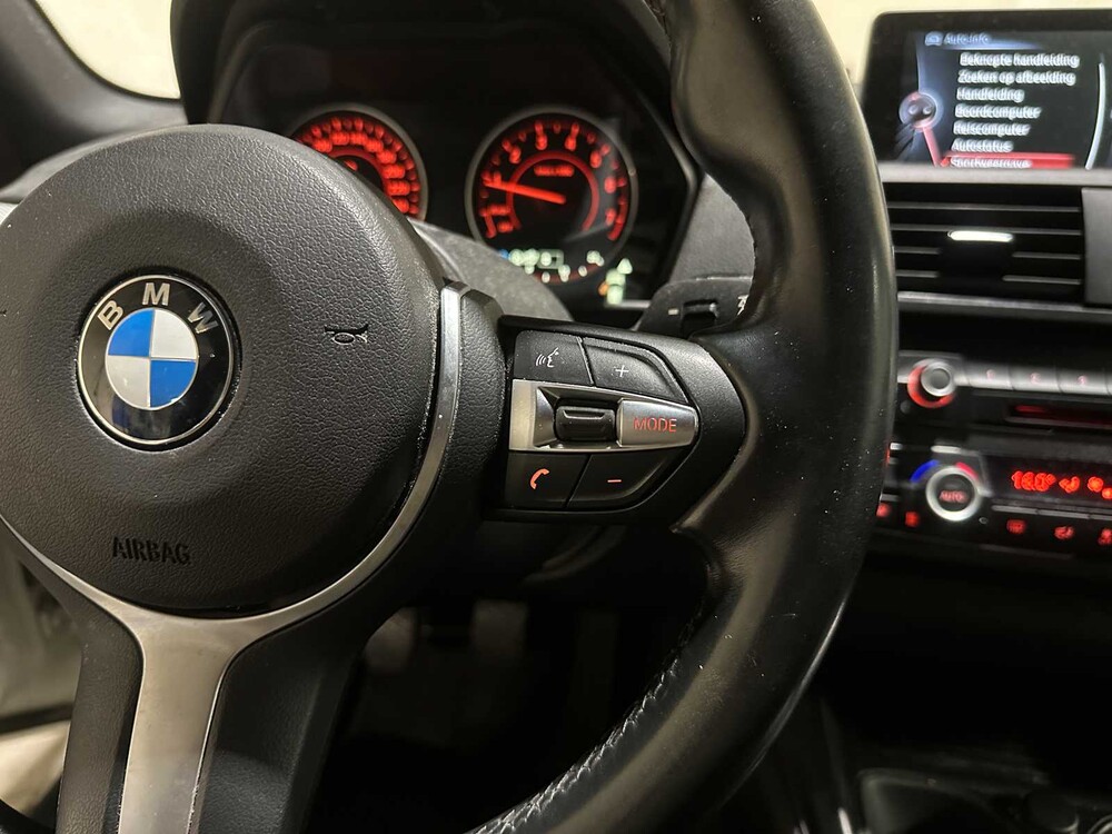 BMW 116i Executive M-sport 136pk 2015 (Origineel-NL) 1-serie, 6-ZGF-18