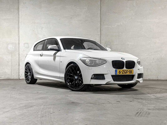 BMW 116i Executive M-sport 136pk 2015 (Origineel-NL) 1-serie, 6-ZGF-18