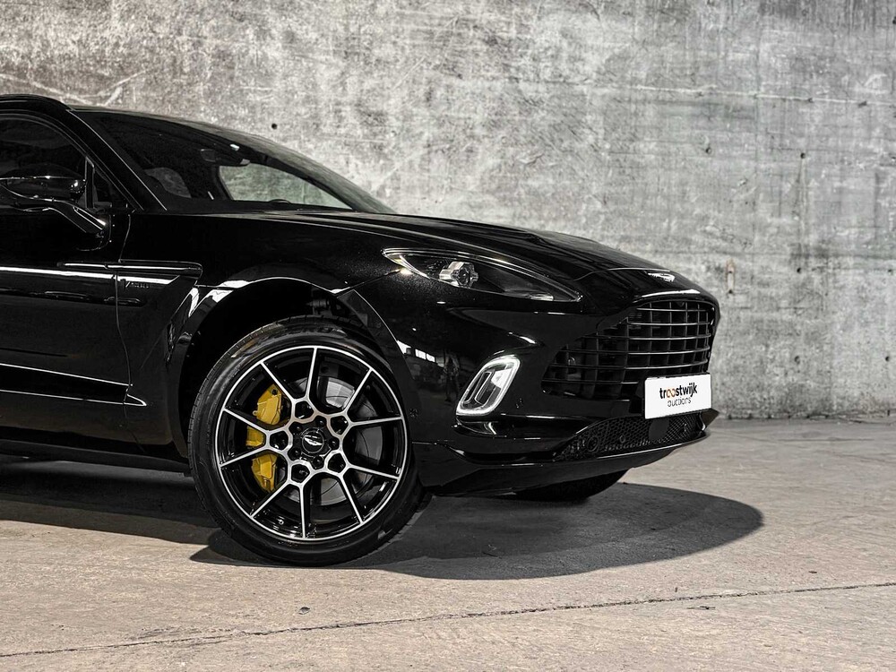 Aston Martin DBX 4.0 V8 1913 551pk 2020 (1 OF 500), HNT-92-V