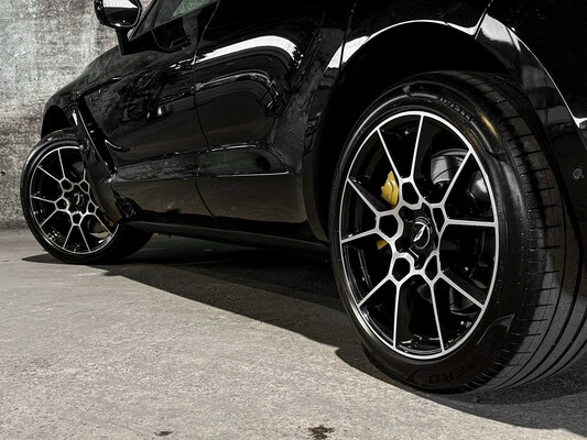 Aston Martin DBX 4.0 V8 1913 551pk 2020 (1 OF 500), HNT-92-V