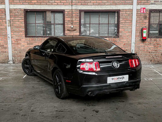 Ford Mustang 3.7 V6 305pk 2013 Coupe