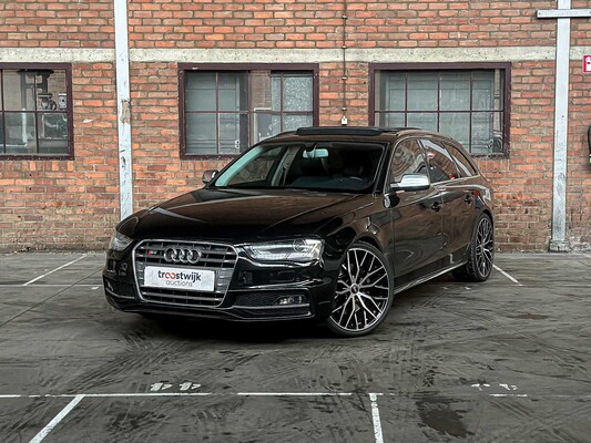 Luxury en sports cars te Milsbeek