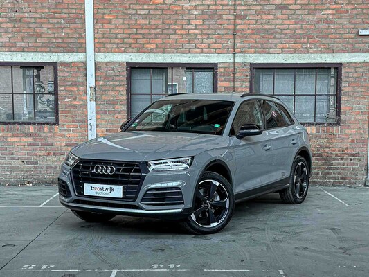 Audi Q5 2.0 TFSI Quattro Sport S Line Black Edition 252pk 2018 (Origineel-NL + 1e Eigenaar), TT-931-B
