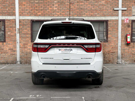 Dodge Durango 3.6 V6 Citadel (luxe uitvoering) 6-Persoons 293pk 2014