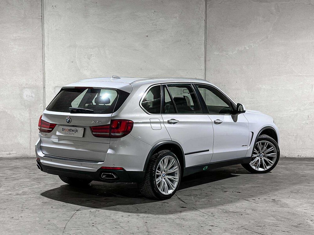 BMW X5 xDrive40e iPerformance High Executive -individual- F15 313pk 2016, R-711-DS
