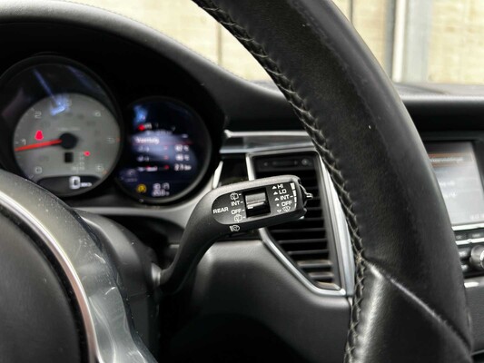 Porsche Macan 3.0 D S 258pk 2014, 1-XXZ-16