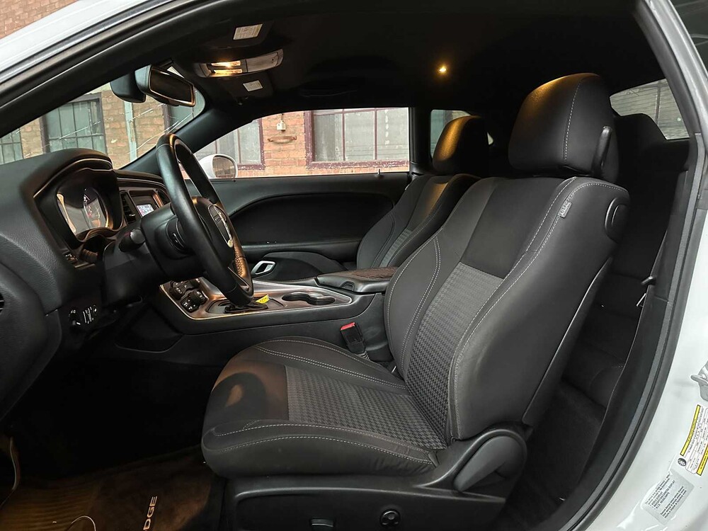 Dodge Challenger SXT 3.6 V6 305pk 2016