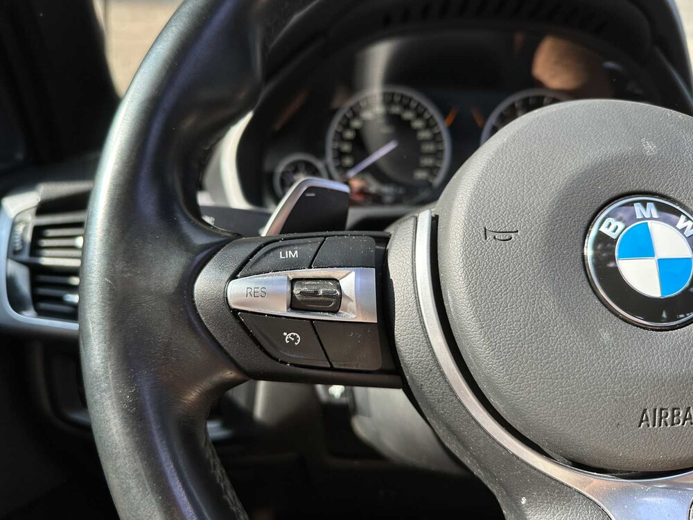 BMW X5 xDrive50i High Executive 7-Persoons 4.4 V8 449pk 2014 (Origineel-NL), 6-TBH-12