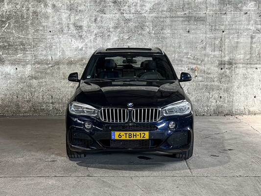 BMW X5 xDrive50i High Executive 7-Persoons 4.4 V8 449pk 2014 (Origineel-NL), 6-TBH-12