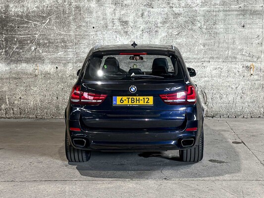 BMW X5 xDrive50i High Executive 7-Persoons 4.4 V8 449pk 2014 (Origineel-NL), 6-TBH-12