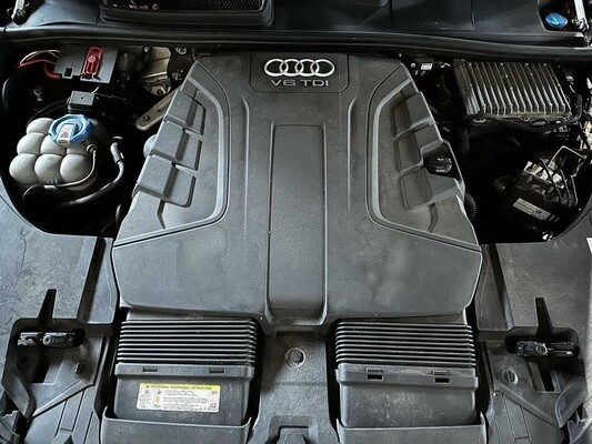 Audi Q7 3.0 TDI V6 Quattro Pro Line+ 7p 272pk 2015, JB-821-S