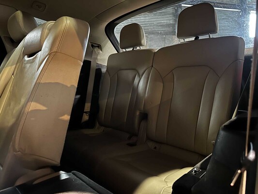 Audi Q7 3.0 TDI V6 Quattro Pro Line+ 7p 272pk 2015, JB-821-S