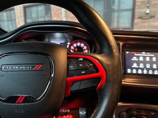 Dodge Challenger SXT 3.6 V6 305pk 2018