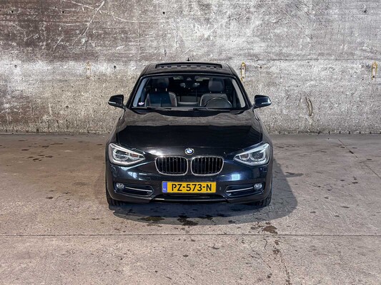 BMW 125d High Executive 1-serie 215pk 2014 Automaat, PZ-573-N