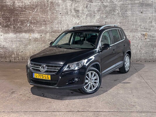 Volkswagen Tiguan 2.0 TSI Track&Field 4Motion 200pk 2008, L-775-LG