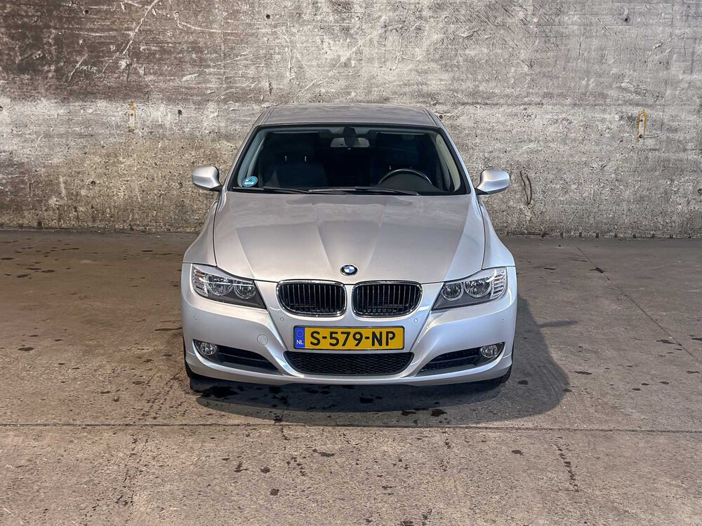 BMW 318i 2.0 3-serie 143pk 2010, S-579-NP