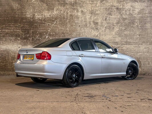 BMW 318i 2.0 3-serie 143pk 2010, S-579-NP