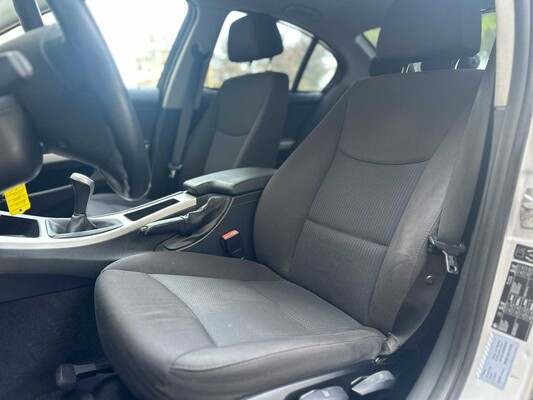 BMW 318i 2.0 3-serie 143pk 2010, S-579-NP