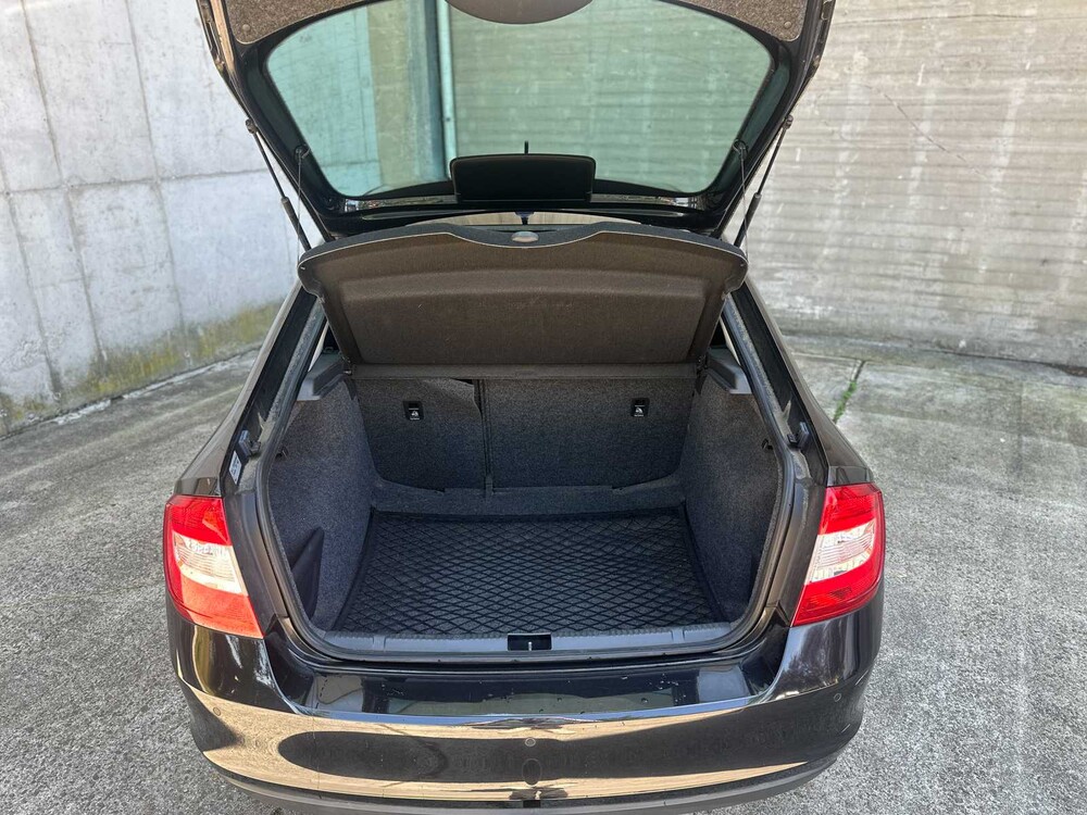 Skoda Rapid 1.2 TSI Greentech Elegance Businessline 105pk 2013 (Origineel-NL + 1e eigenaar), 86-ZSB-4