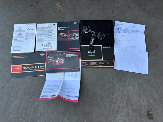 Mini Cooper S 10 Years II 1.6 184pk 2011, 3-ZLZ-02