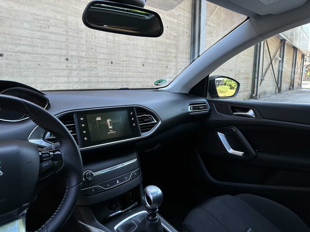 Peugeot 308 1.6 THP Blue Lease Premium 154pk 2014, 3-TGR-06