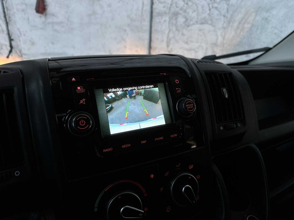 Peugeot Boxer 335 2.2 HDI L3H2 XR DC 6-Persoons 150pk 2016 Bedrijfswagen, V-165-GX