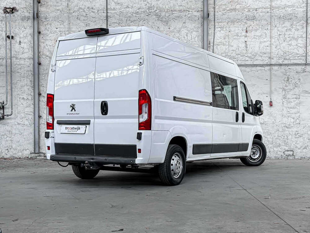 Peugeot Boxer 335 2.2 HDI L3H2 XR DC 6-Persoons 150pk 2016 Bedrijfswagen, V-165-GX