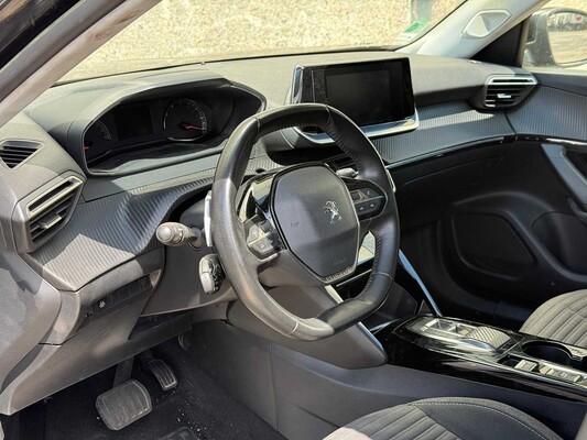 Peugeot 2008 1.2 pure tech 131pk 2023