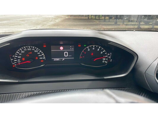 Peugeot 2008 1.2 pure tech 131pk 2023